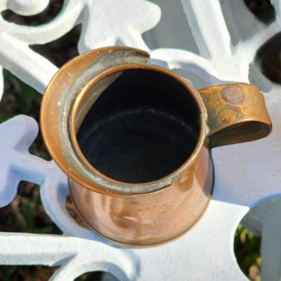 Antique Vintage New York Stamp Handcrafted Copper Pitcher 2.75"x2.25" - Picture 6 of 12